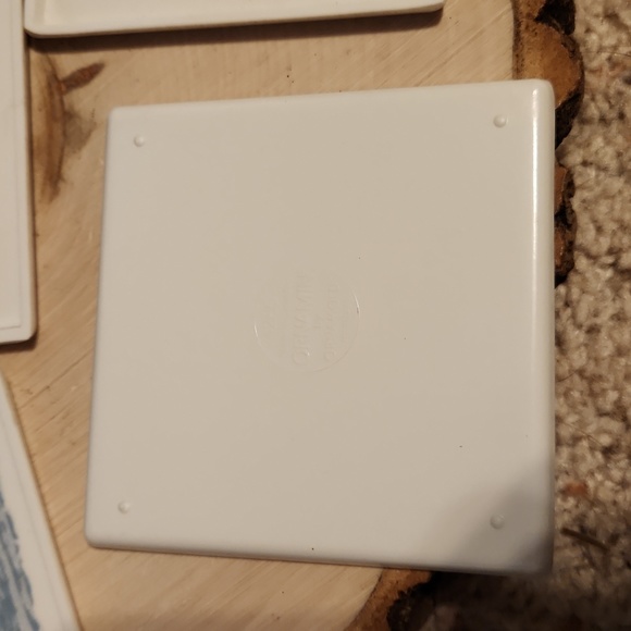 Ornamin by Ornamold Set 5 Inuit Hunter Coasters Canada - Picture 6 of 7